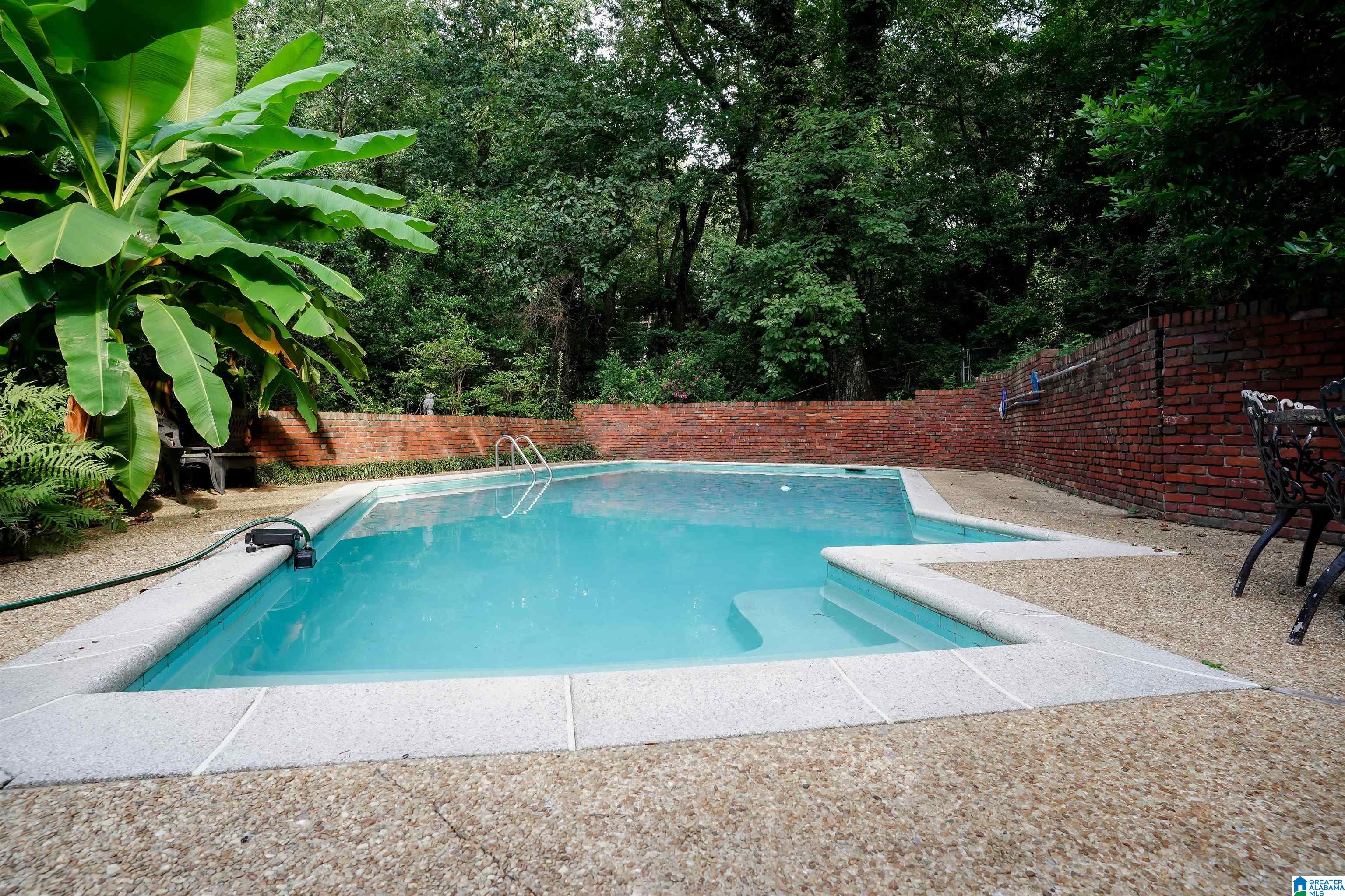 1316 Round Hl Road Birmingham, AL 35216 - Photo 10 of 42