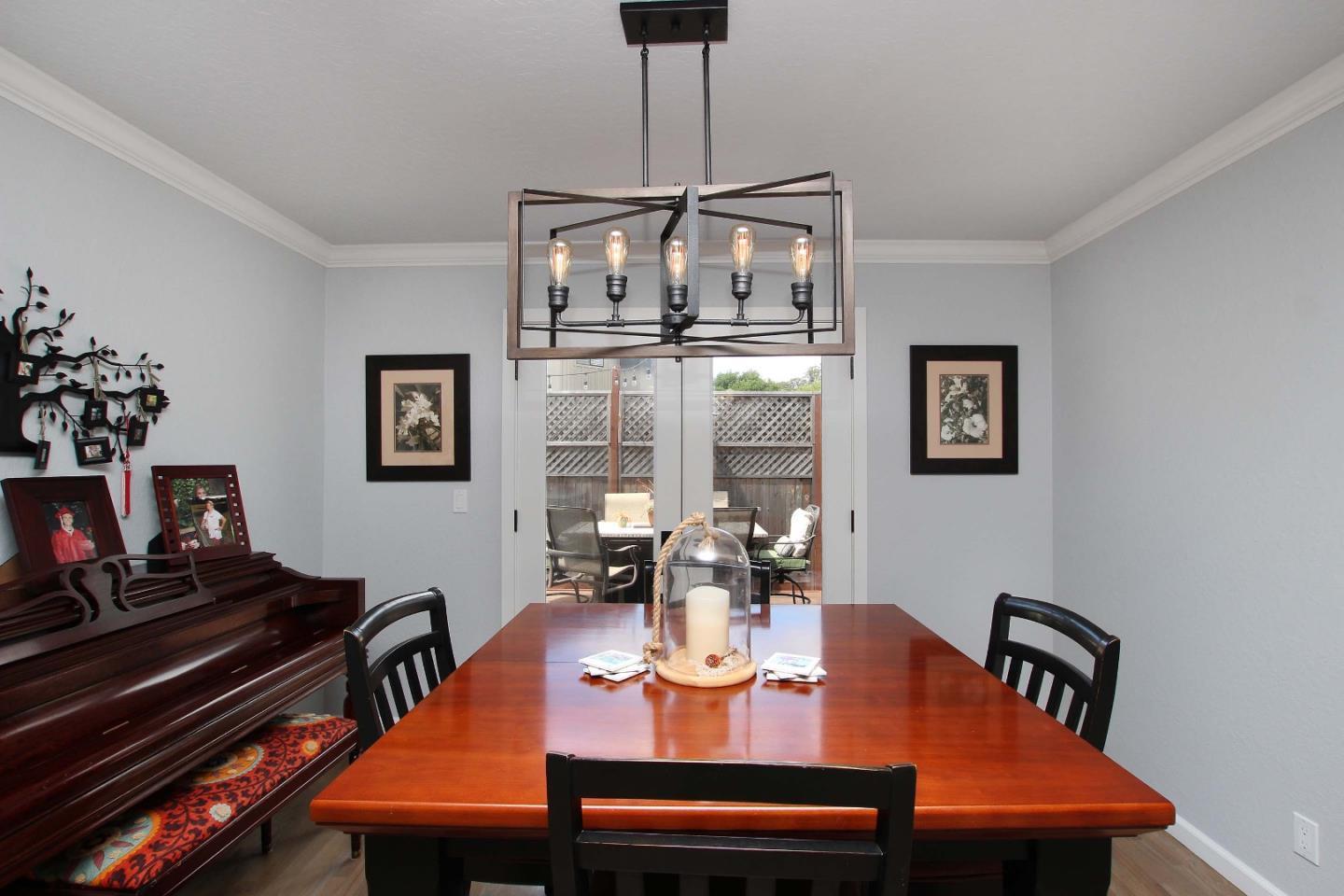 4475 Merlin Way Soquel, CA 95073 - Photo 11 of 49 Gallery Image 11