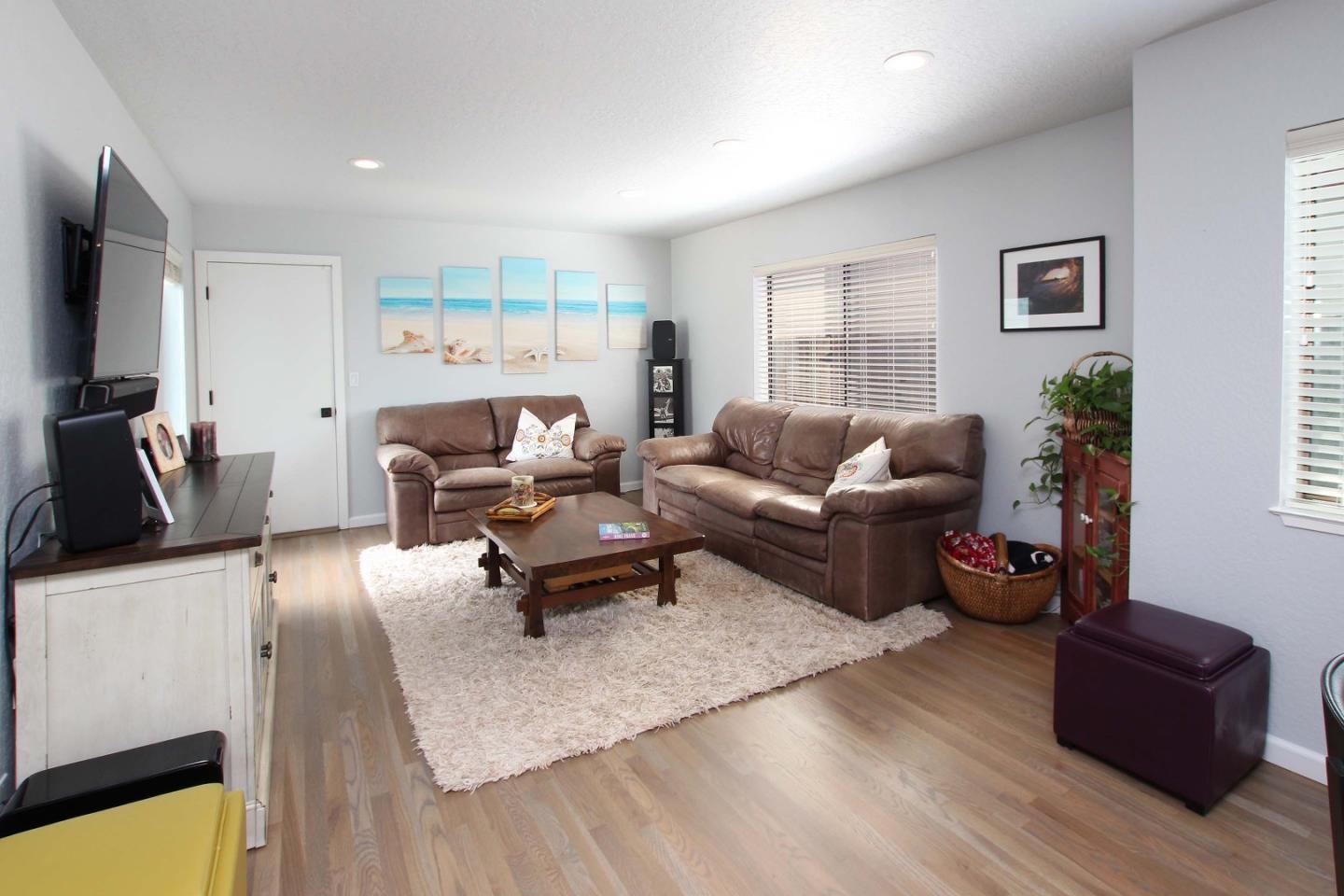 4475 Merlin Way Soquel, CA 95073 - Photo 14 of 49 Gallery Image 14