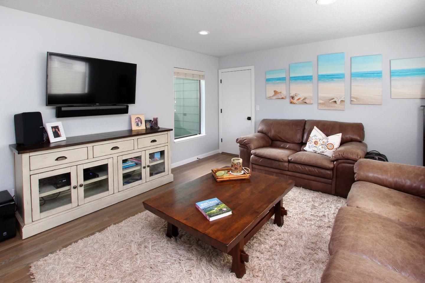 4475 Merlin Way Soquel, CA 95073 - Photo 15 of 49 Gallery Image 15