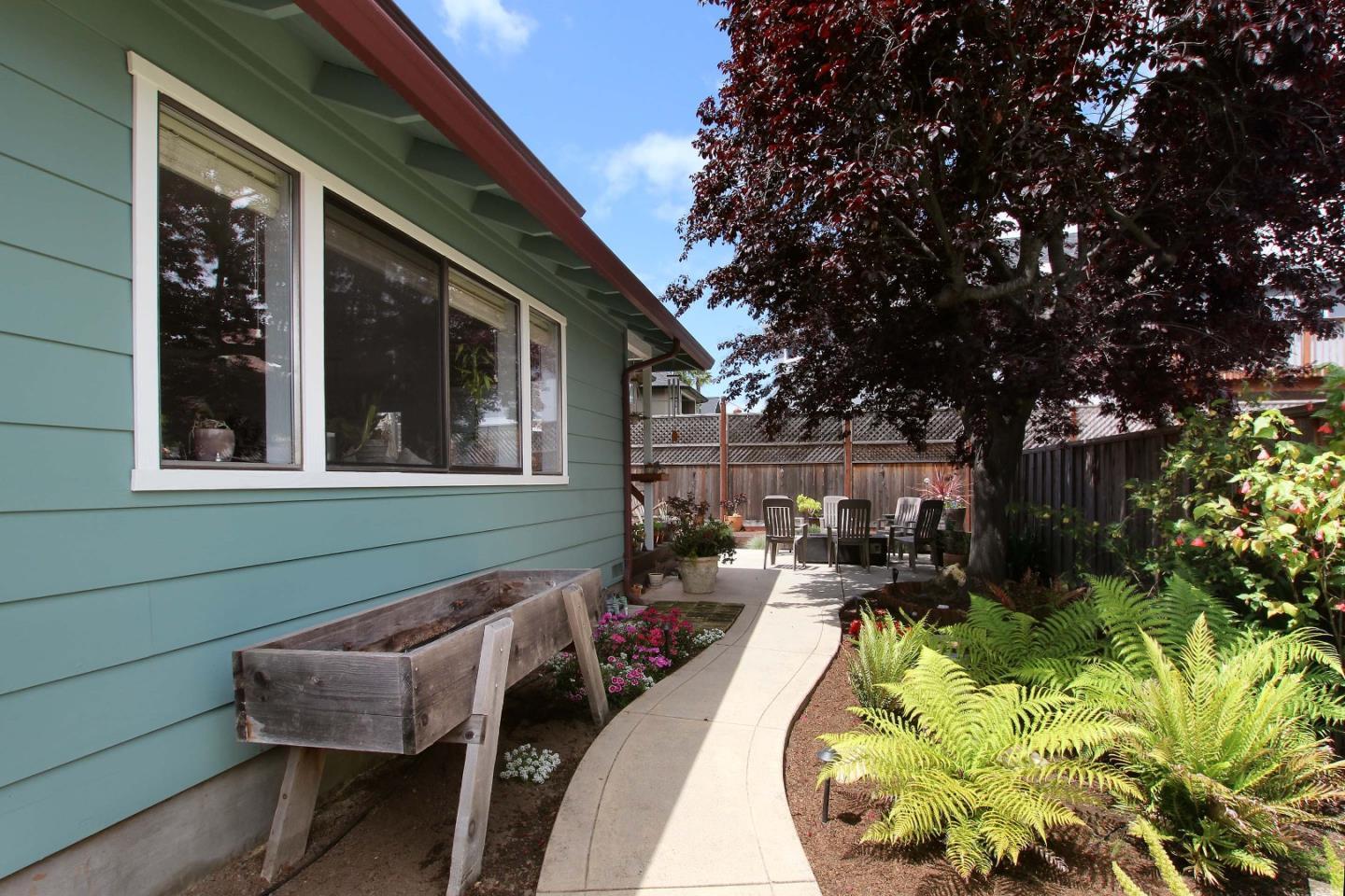 4475 Merlin Way Soquel, CA 95073 - Photo 34 of 49 Gallery Image 34