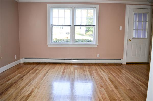 38 Stuart Street Gardner, MA 01440 - Photo 4 of 23 Gallery Image 4