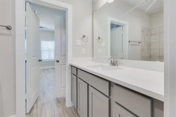 $2,400 | 7705 Rainbow Close Lane, Houston, TX 77055