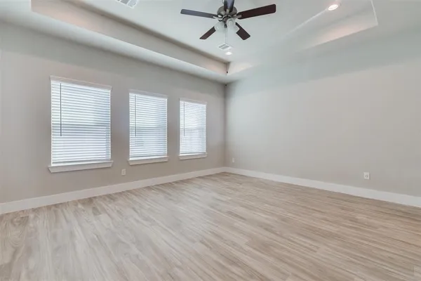 $2,400 | 7705 Rainbow Close Lane, Houston, TX 77055