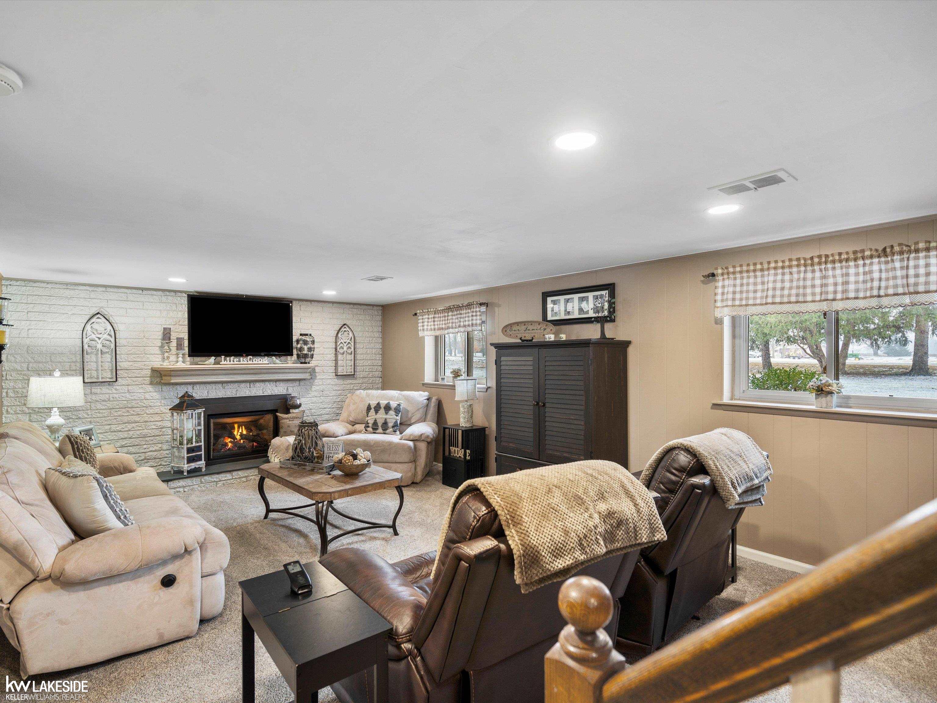 16875 Armada Center Road Armada, MI 48005 - Photo 9 of 56