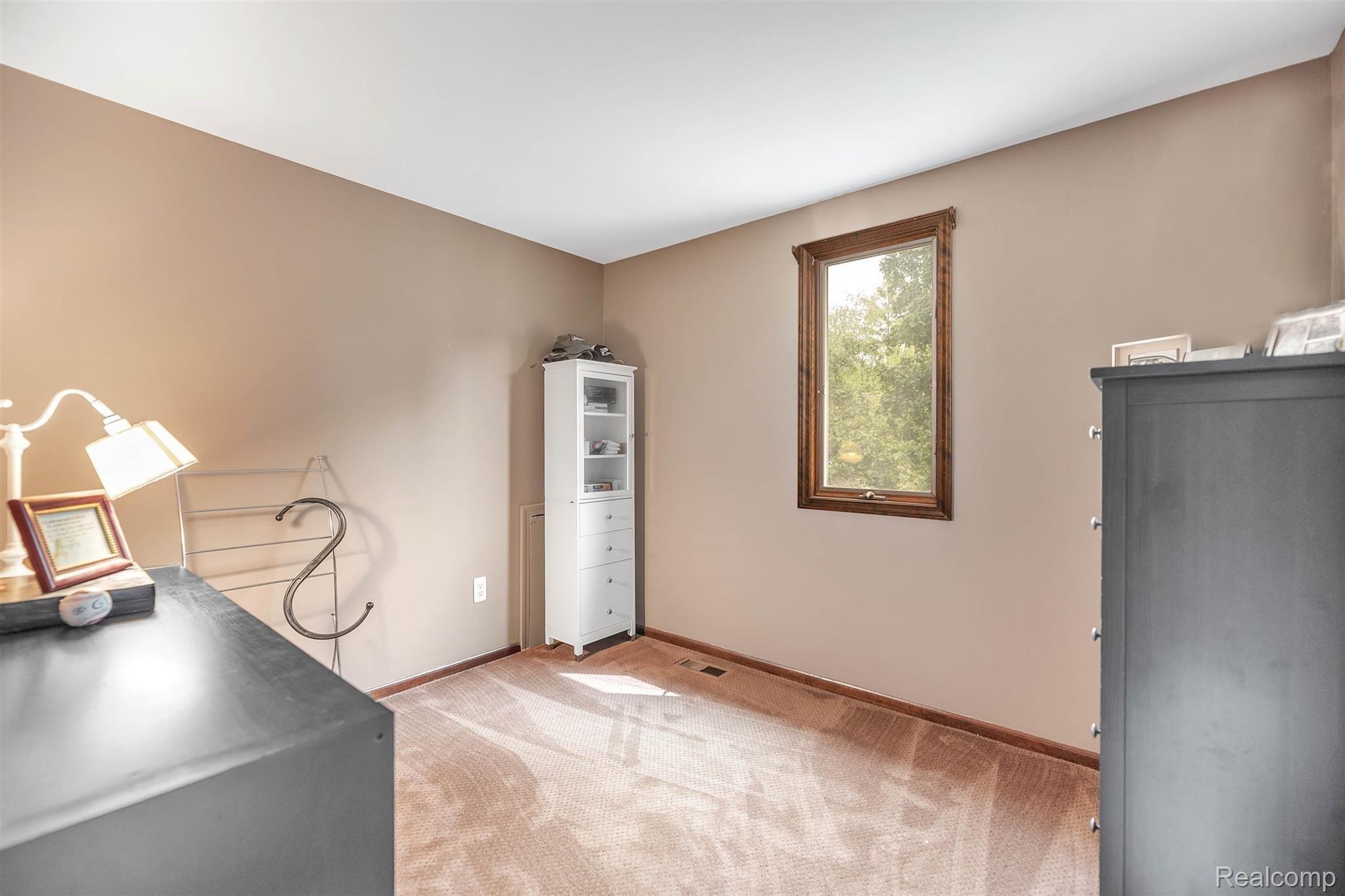 8830 Napier Road Northville, MI 48168 - Photo 25 of 47 29-8830 Napier Rd-WindowStill-Real-.jpg