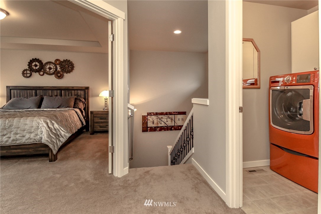 4701 Northeast 2nd Place Renton, WA 98059 - Photo 19 of 40