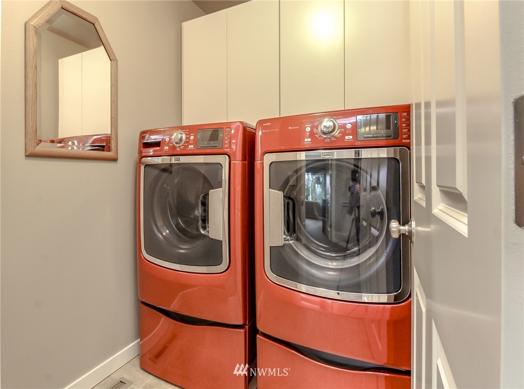 4701 Northeast 2nd Place Renton, WA 98059 - Photo 29 of 40