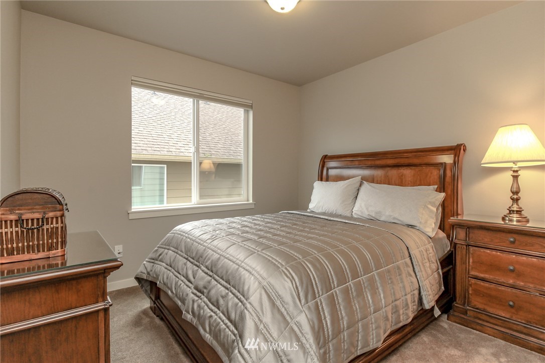 4701 Northeast 2nd Place Renton, WA 98059 - Photo 30 of 40
