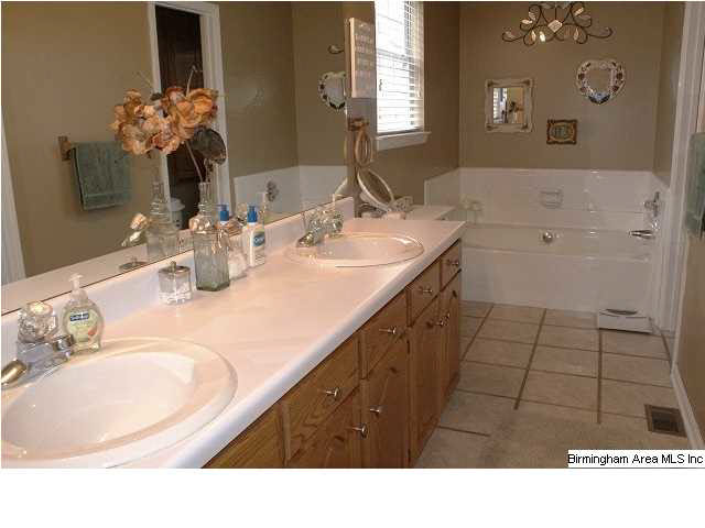 3976 Shades Crest Road South Birmingham, AL 35244 - Photo 10 of 26