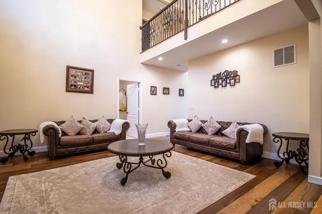 $1,199,000 | 13 Deans Lane, Monmouth Junction, NJ 08852