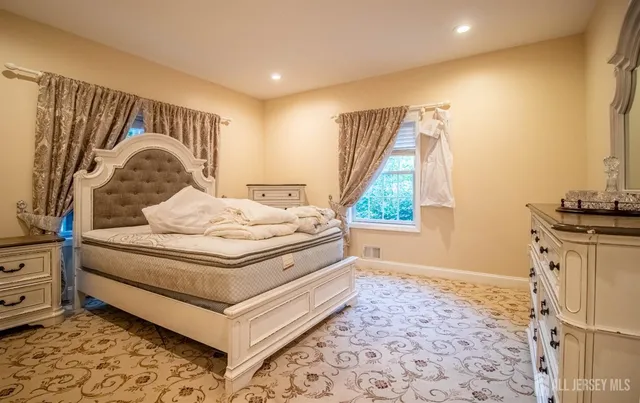 $1,199,000 | 13 Deans Lane, Monmouth Junction, NJ 08852