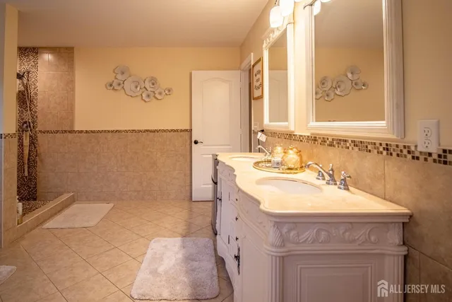 $1,199,000 | 13 Deans Lane, Monmouth Junction, NJ 08852