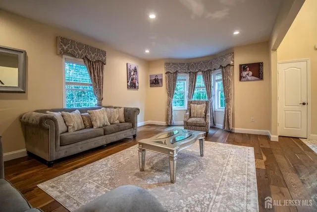 $1,199,000 | 13 Deans Lane, Monmouth Junction, NJ 08852