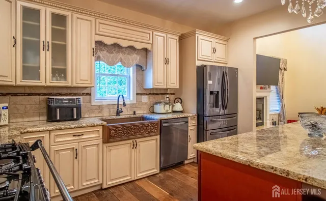 $1,199,000 | 13 Deans Lane, Monmouth Junction, NJ 08852