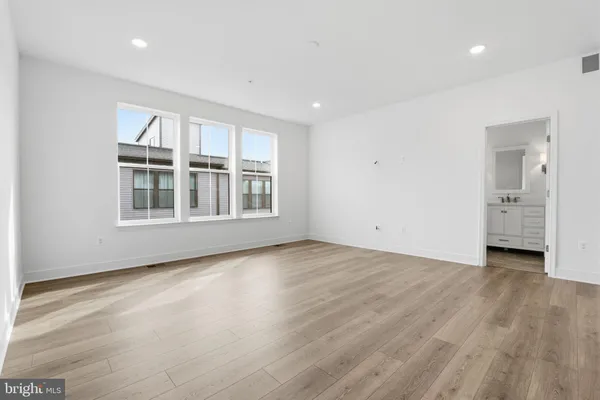 $559,999 | 128 B Locke Street, Baltimore, MD 21230