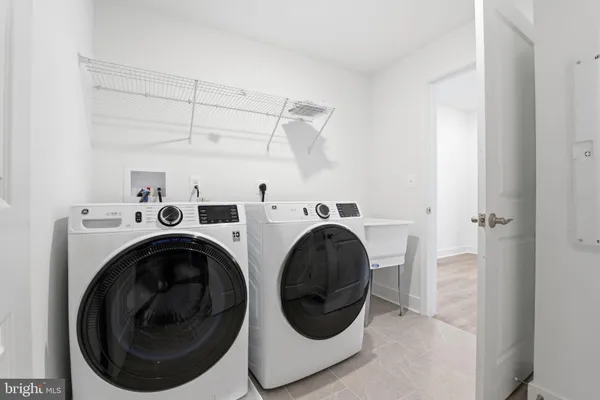 $559,999 | 128 B Locke Street, Baltimore, MD 21230