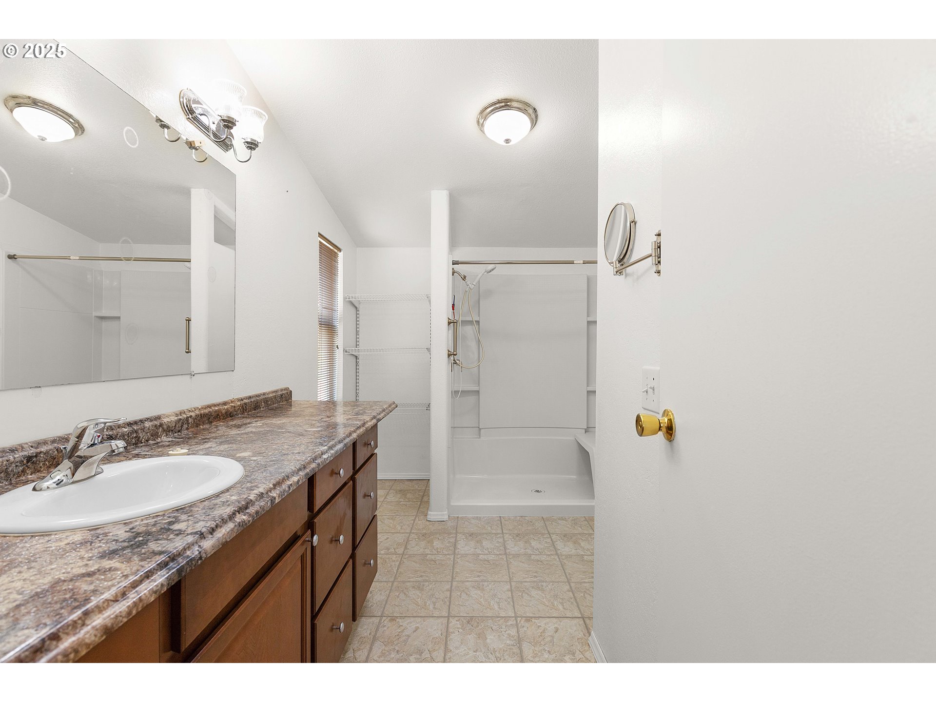 249 Trout Loop Roseburg, OR 97471 - Photo 15 of 33