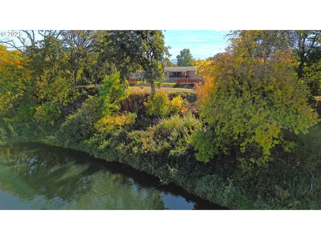 $112,000 | 249 Trout Loop, Roseburg, OR 97471