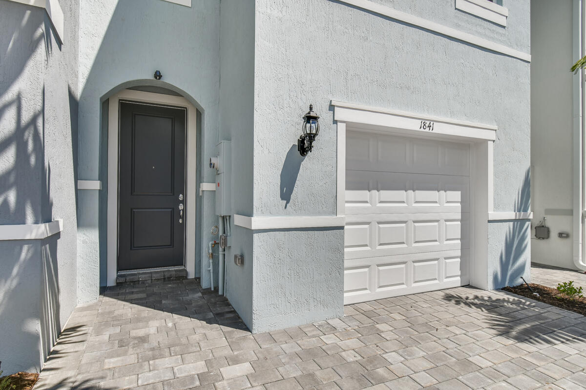1841 Southeast Roxy Way Stuart, FL 34996 - Photo 2 of 35 Walk Way Entrance