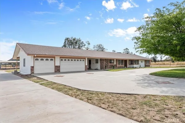 $1,250,000 | 6905 West Devonshire Avenue, Hemet, CA 92545