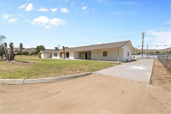 $1,250,000 | 6905 West Devonshire Avenue, Hemet, CA 92545