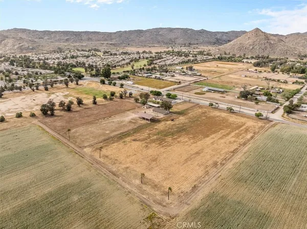 $1,250,000 | 6905 West Devonshire Avenue, Hemet, CA 92545