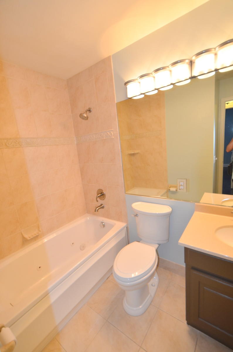 10690 Eland Street Boca Raton, FL 33428 - Photo 14 of 14 Guest bath