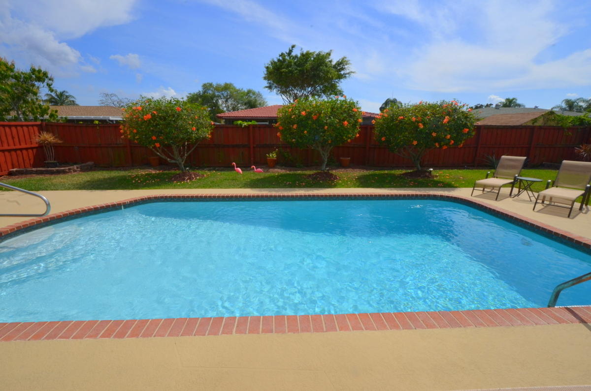 10690 Eland Street Boca Raton, FL 33428 - Photo 4 of 14 Pool