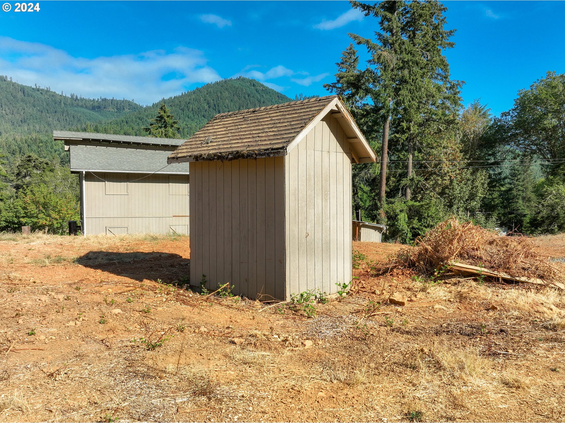 1589 Windy Creek Road Glendale, OR 97442 - Photo 38 of 48 Gallery Image 38