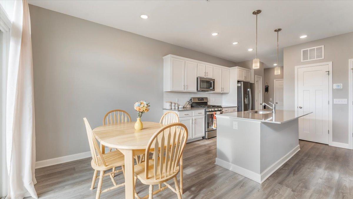 23059 Hazel Lane Rogers, MN 55374 - Photo 8 of 25
