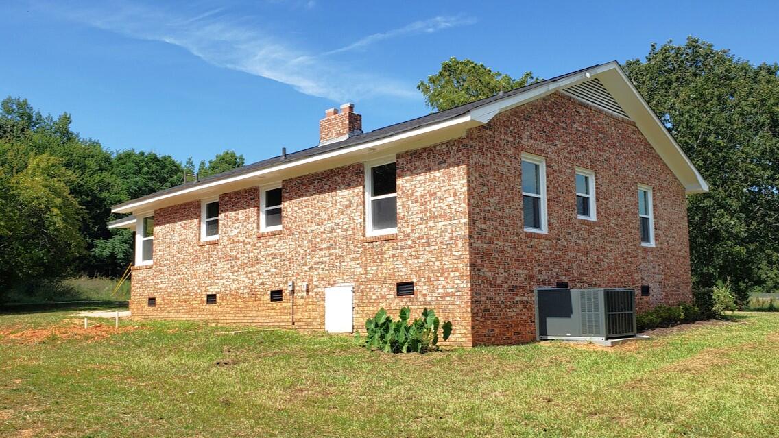288 Tolbert Road Saluda, SC 29138 - Photo 30 of 43