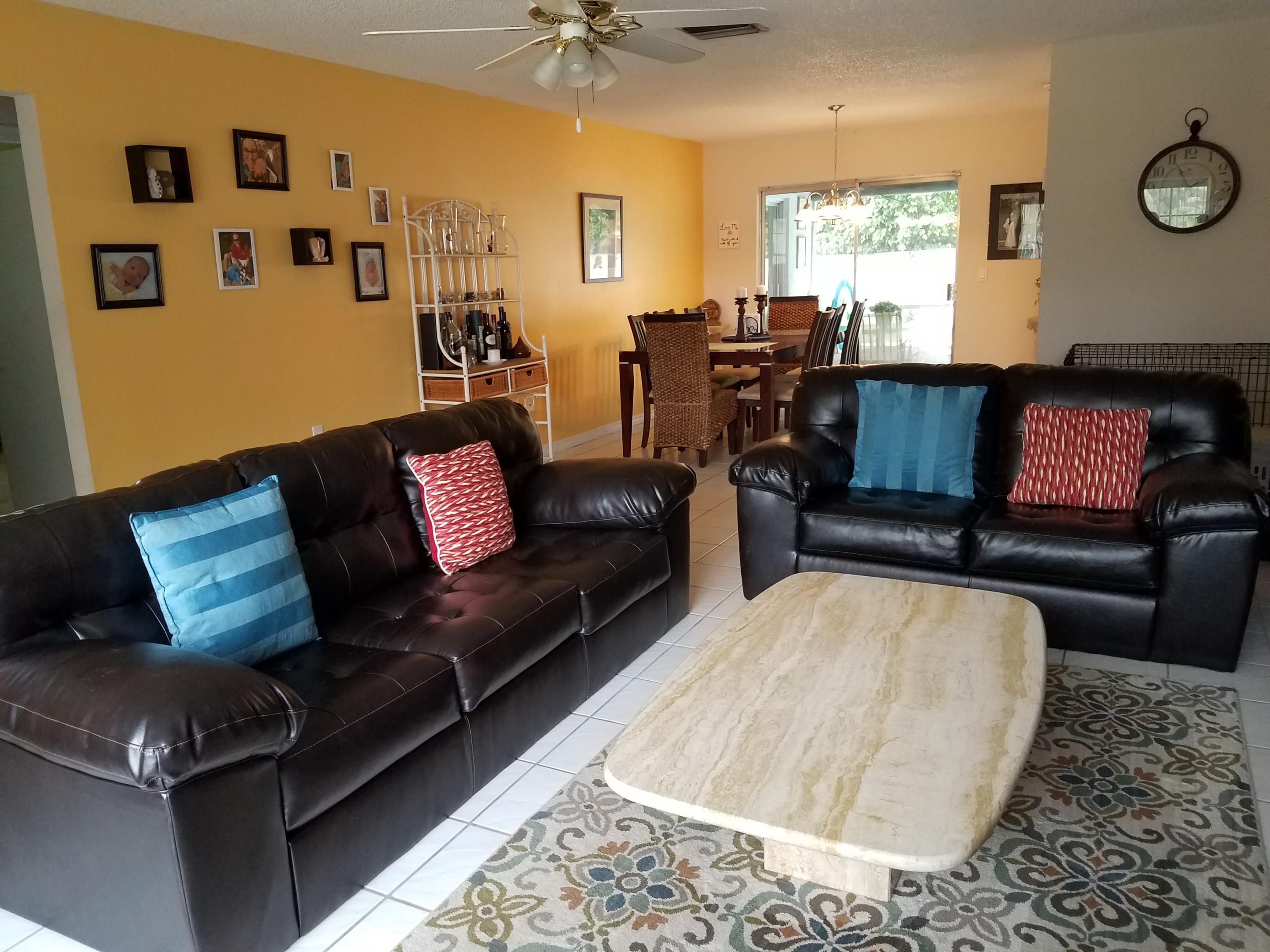 22835 Southwest 54th Way Boca Raton, FL 33433 - Photo 5 of 22 Living / Dining Area