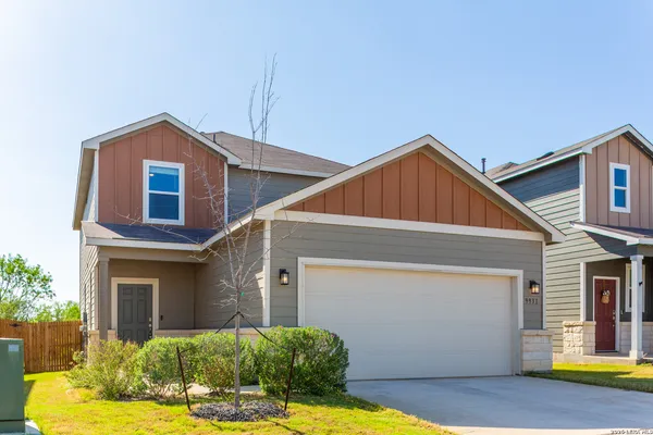 $2,300 | 9931 Forestier Green, San Antonio, TX 78221