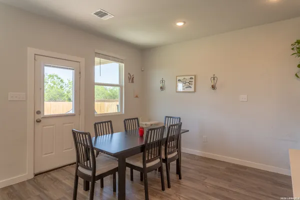 $2,300 | 9931 Forestier Green, San Antonio, TX 78221