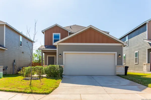 $2,300 | 9931 Forestier Green, San Antonio, TX 78221