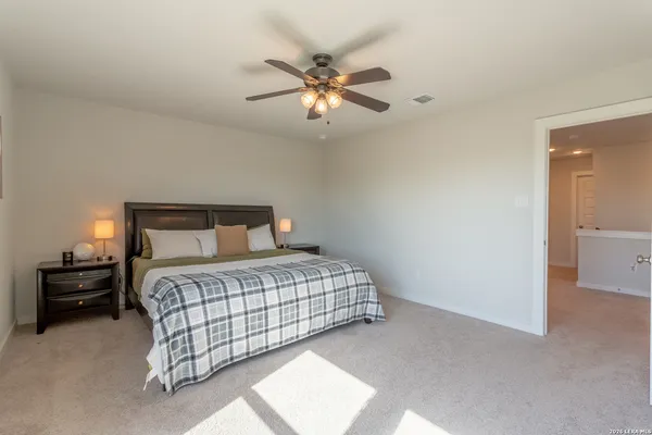 $2,300 | 9931 Forestier Green, San Antonio, TX 78221