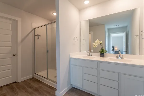 $2,300 | 9931 Forestier Green, San Antonio, TX 78221