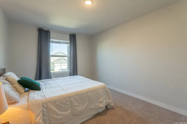 $2,300 | 9931 Forestier Green, San Antonio, TX 78221