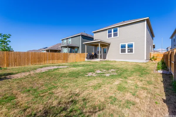 $2,300 | 9931 Forestier Green, San Antonio, TX 78221