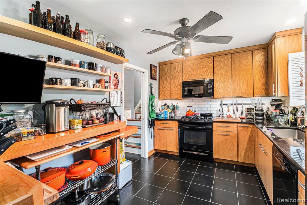315 Randolph Road Rochester Hills, MI 48309 - Photo 13 of 31