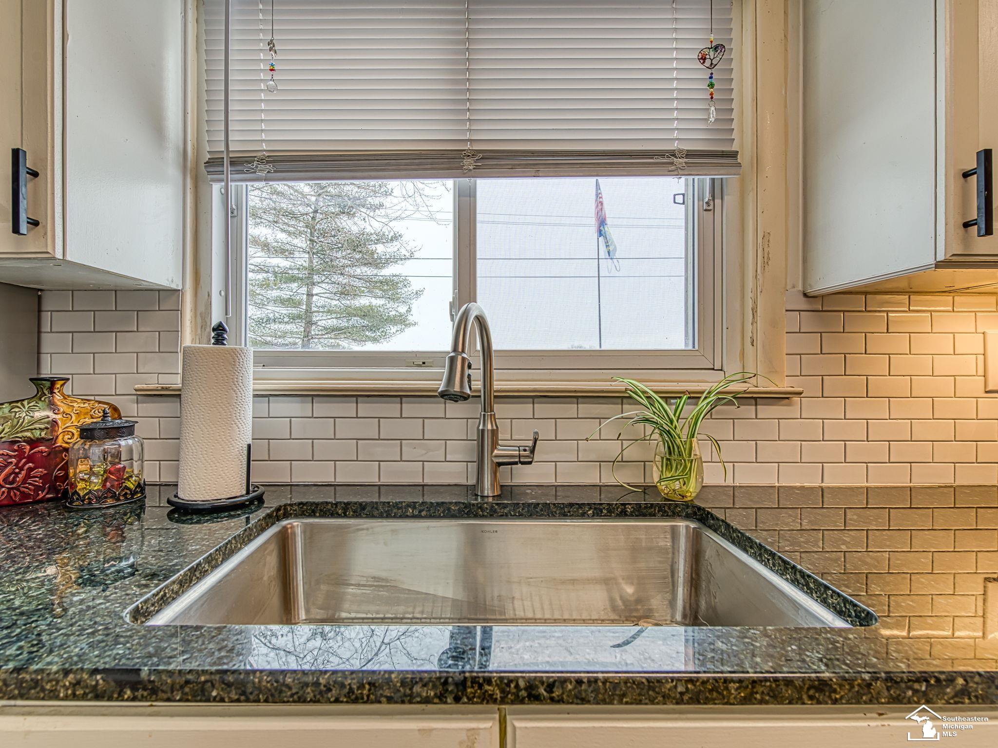 2525 Reinhardt Road Monroe, MI 48162 - Photo 6 of 43