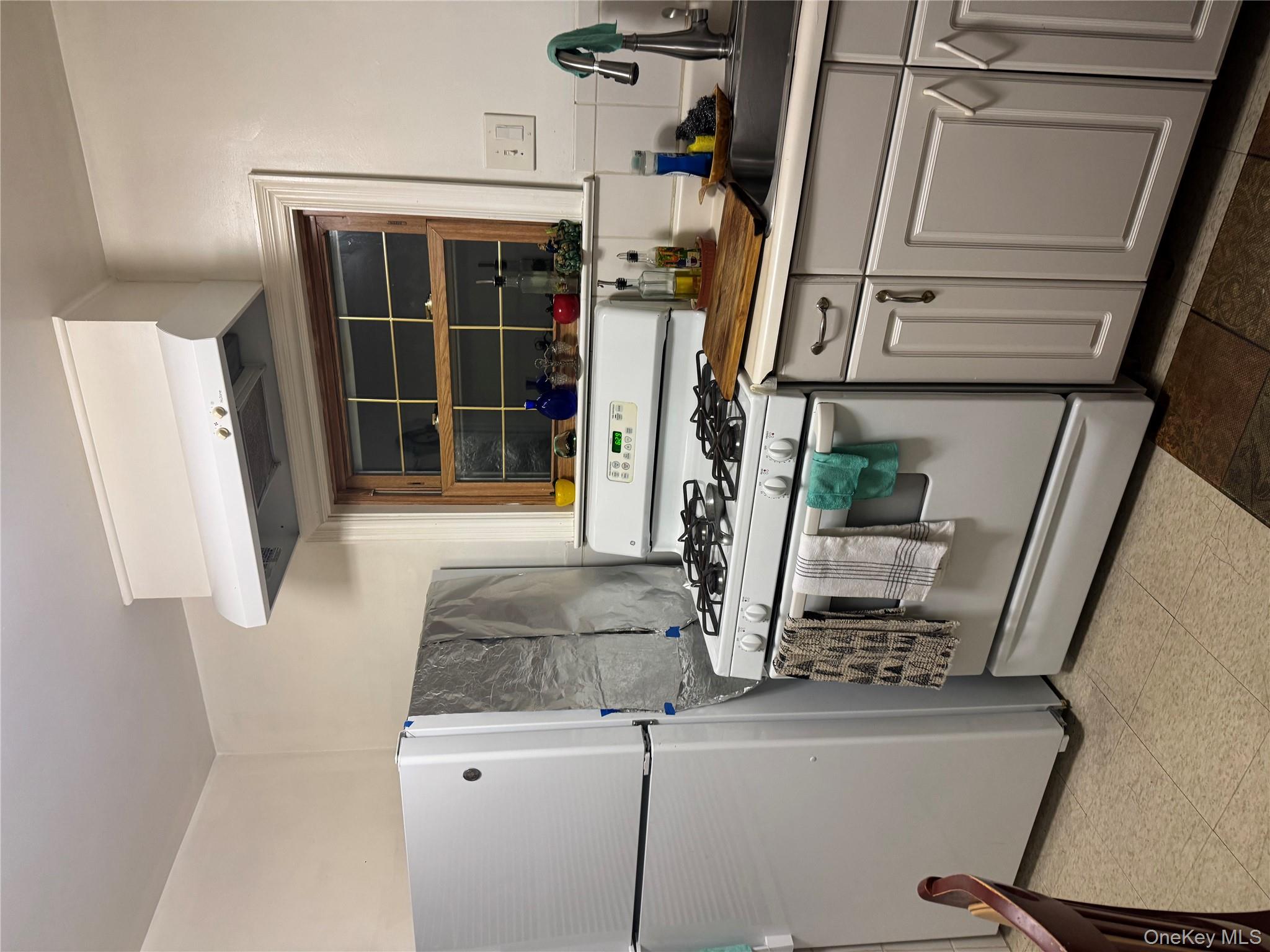 17 Dobbs Ferry Road White Plains, NY 10607 - Photo 11 of 14