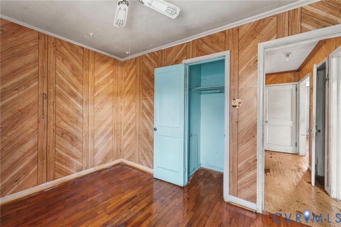 2925 West Strathmore Road Richmond, VA 23237 - Photo 16 of 25 a view of entryway with wooden floor