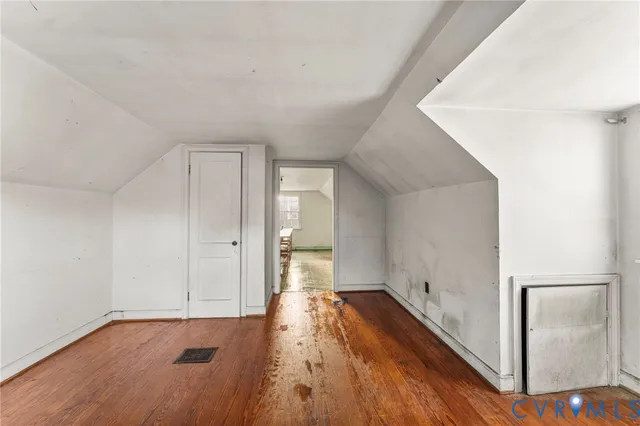 $179,900 | 2925 West Strathmore Road, Richmond, VA 23237