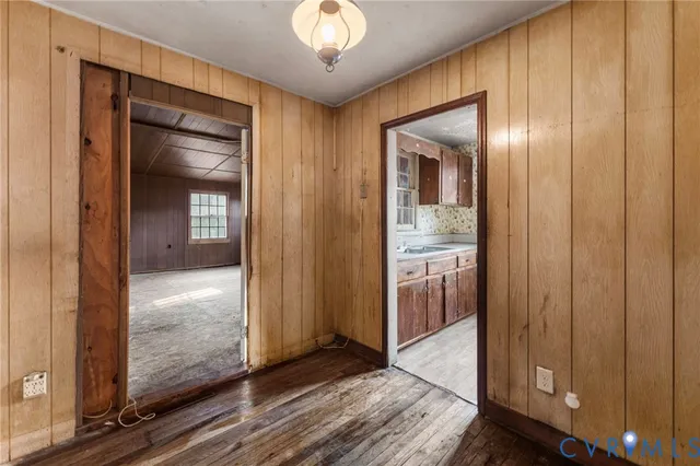 $179,900 | 2925 West Strathmore Road, Richmond, VA 23237