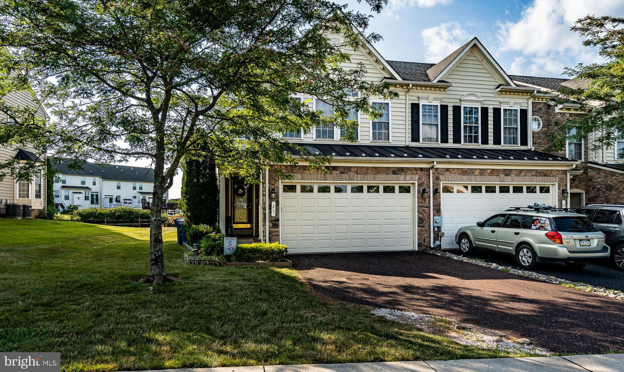 25 Rinehart Road Pottstown, PA 19465 - Photo 3 of 45