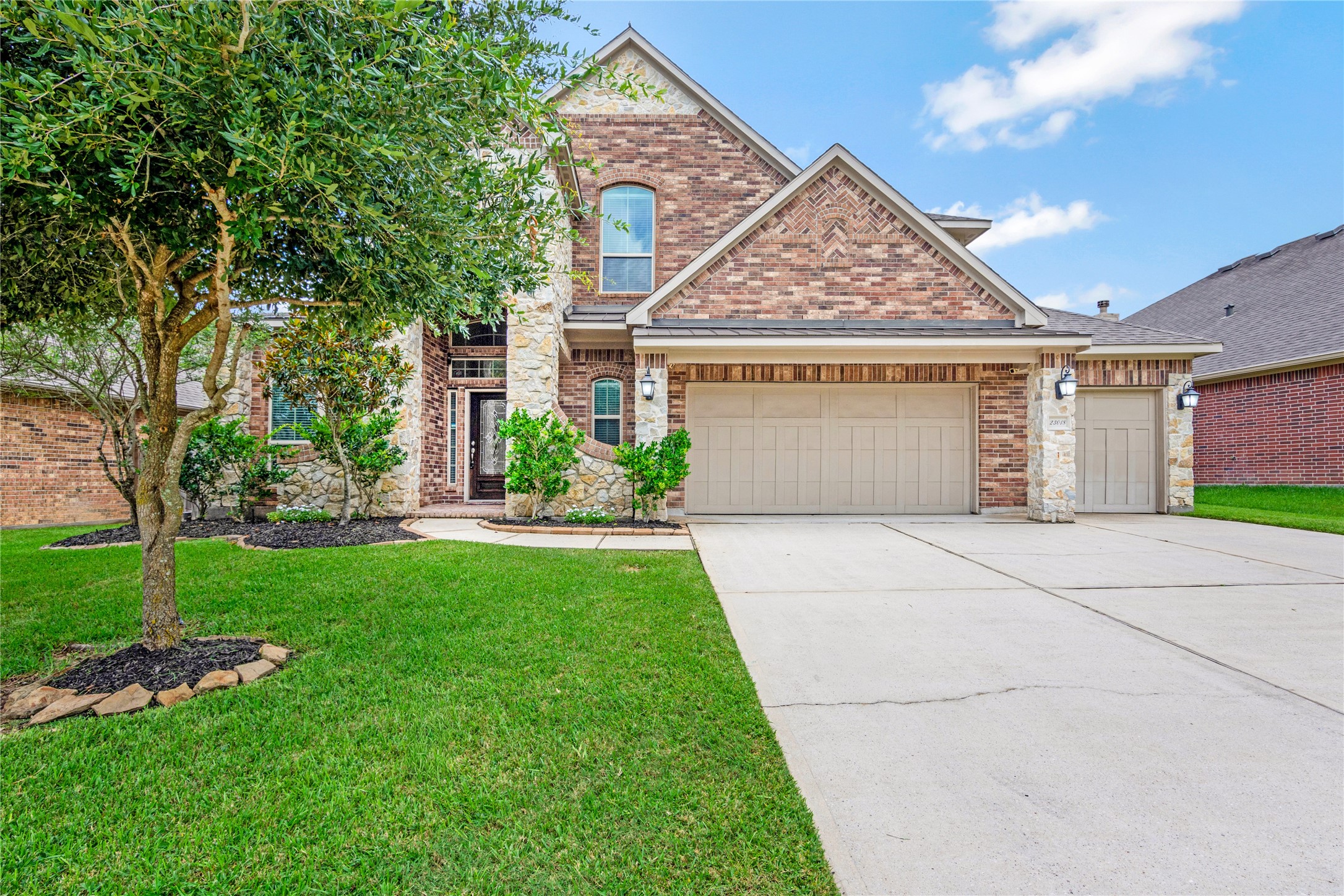 23018 Southern Brk Trail Spring, TX 77389 - Photo 2 of 43 Welcome home to McKenzie park