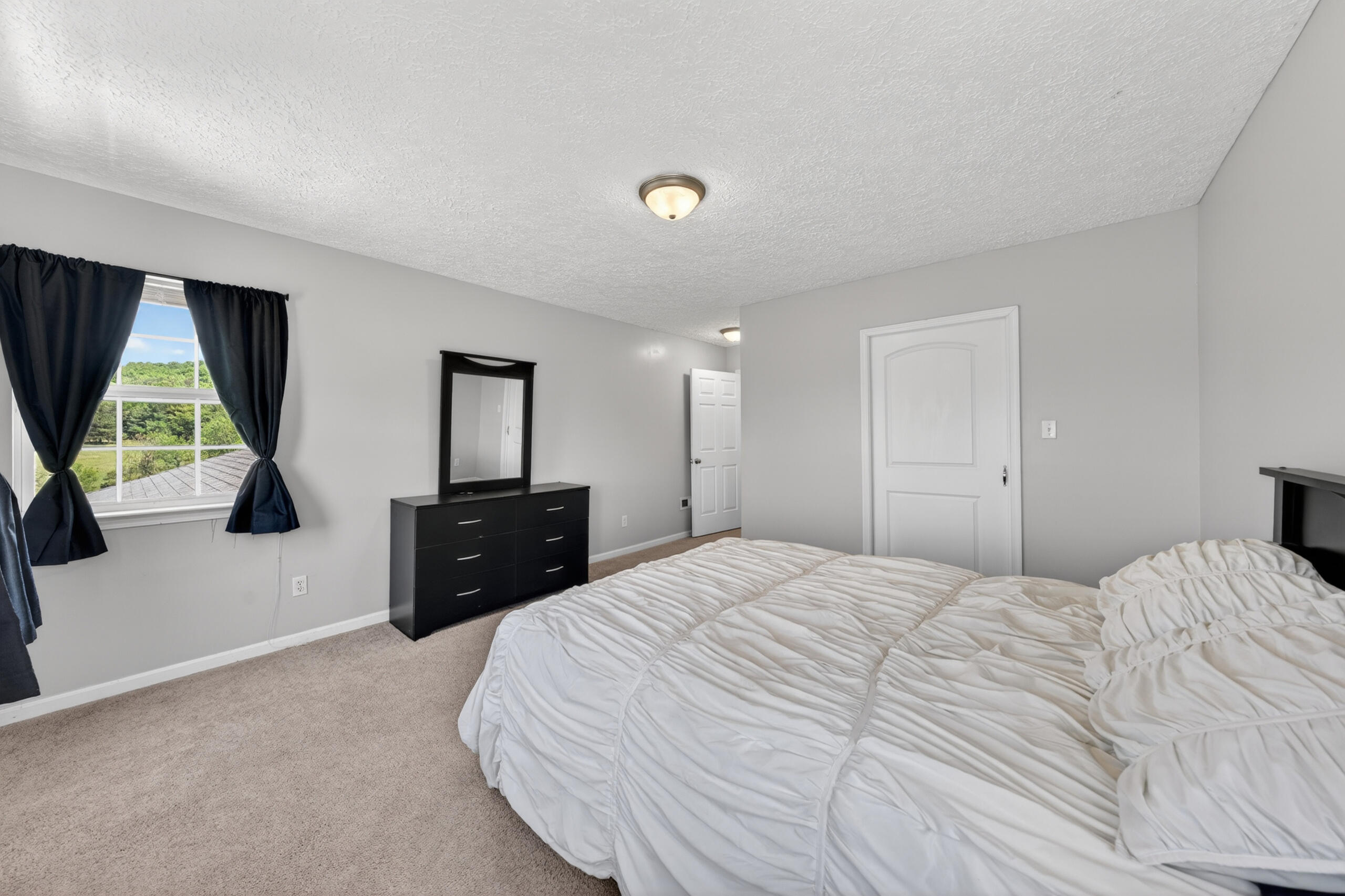 1633 Pilot Mountain Road Moneta, VA 24121 - Photo 55 of 103 Bedroom 3