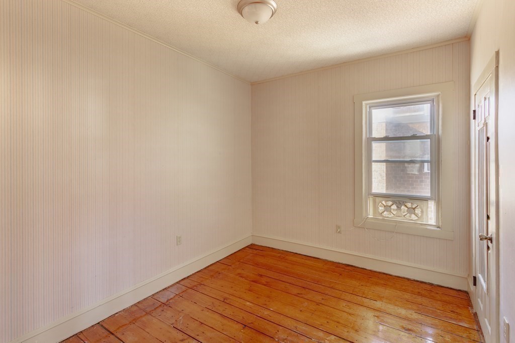 23 Warren Street Fall River, MA 02721 - Photo 22 of 36 Gallery Image 22